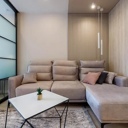 новобудова великобританія вул шевченка 27 Apartment