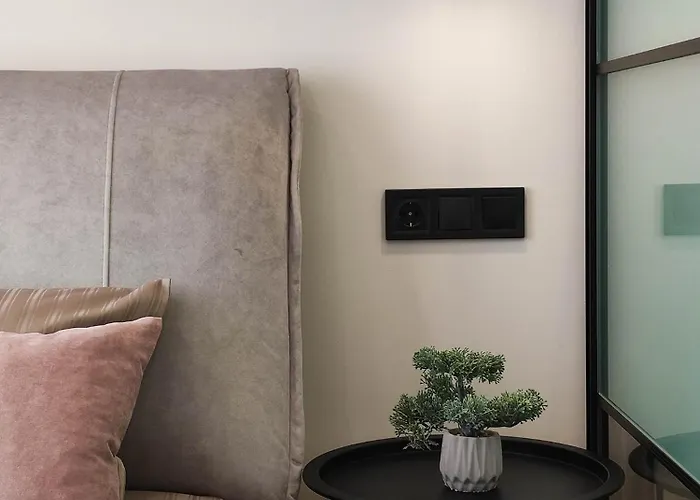 новобудова великобританія вул шевченка 27 Apartment