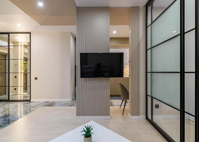 новобудова великобританія вул шевченка 27 *