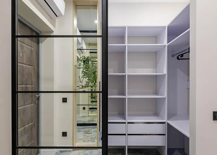 новобудова великобританія вул шевченка 27